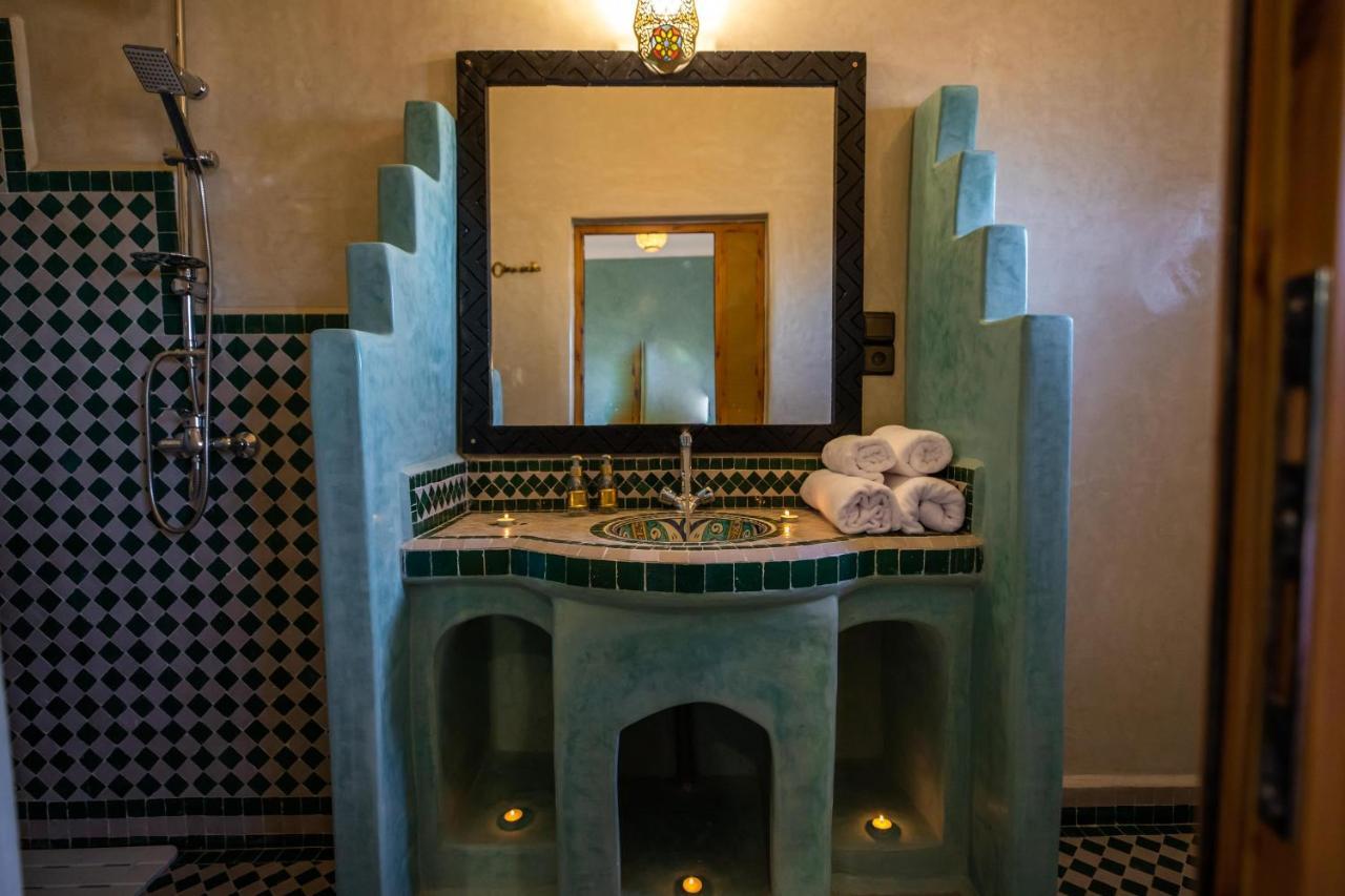 Riad Les Jardins De Merzouga Exterior foto